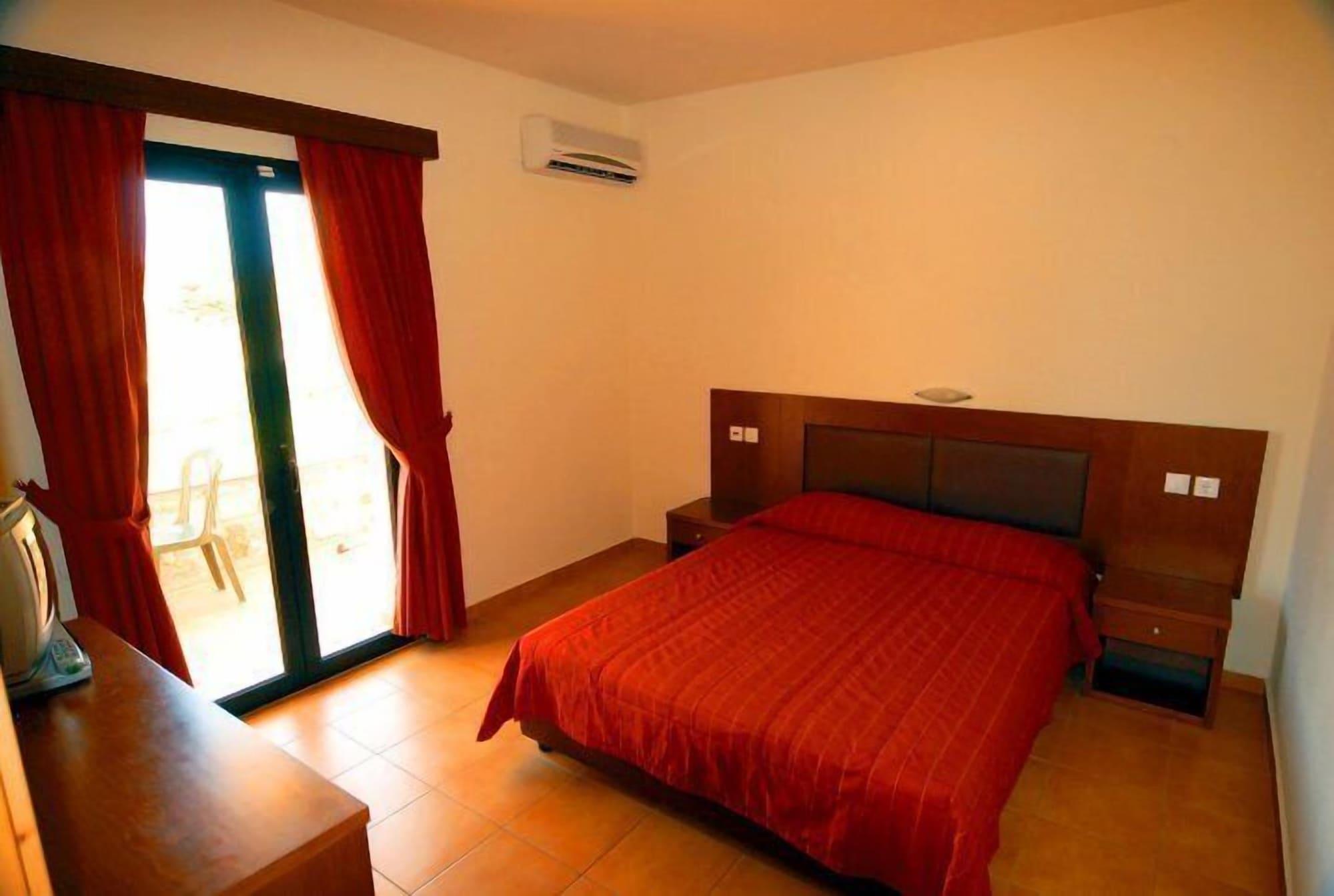 Dia Apartments Херсонисос Екстериор снимка