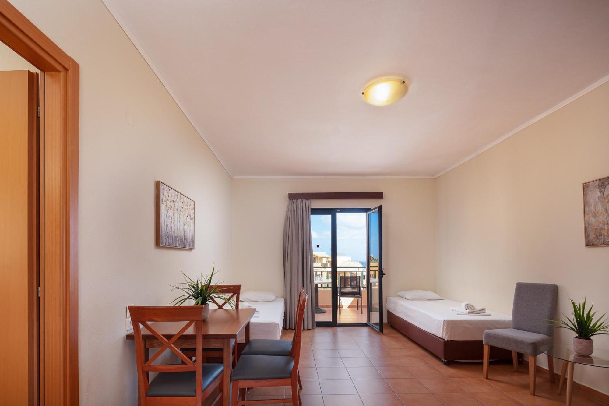 Dia Apartments Херсонисос Екстериор снимка