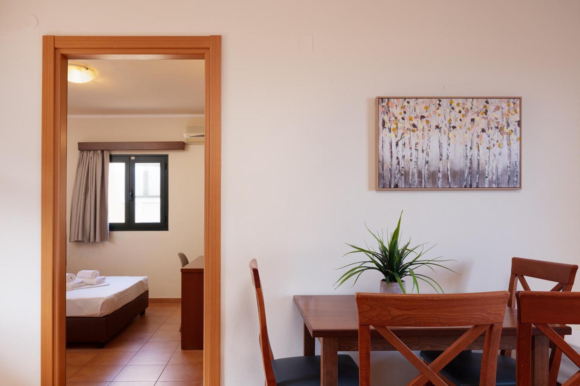 Dia Apartments Херсонисос Екстериор снимка