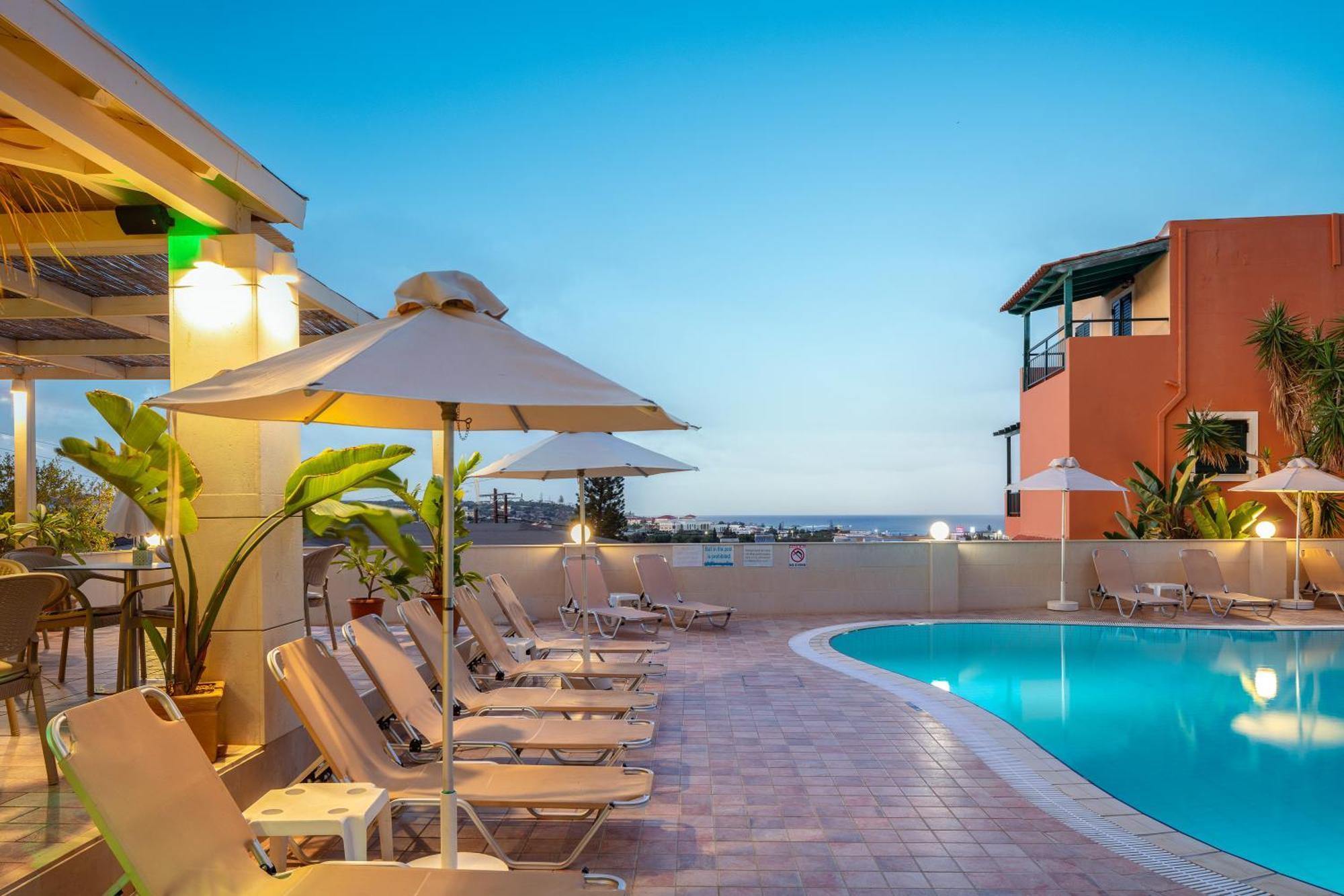Dia Apartments Херсонисос Екстериор снимка